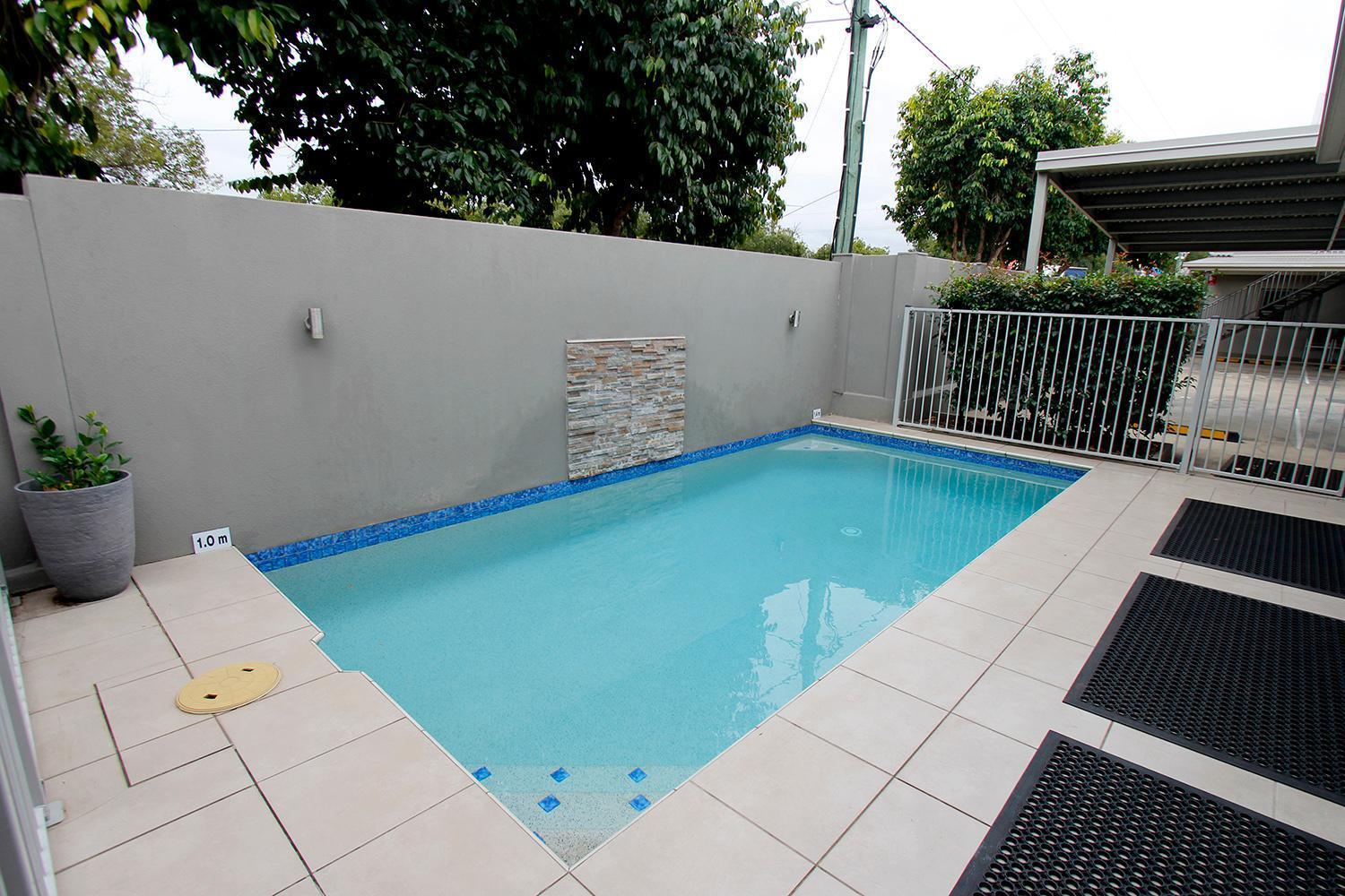 Chinchilla Downtown Motor Inn ภายนอก รูปภาพ